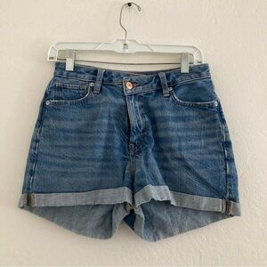 American Eagle Jean Shorts Medium Wash Crossover Front Stretch Waist Size 2